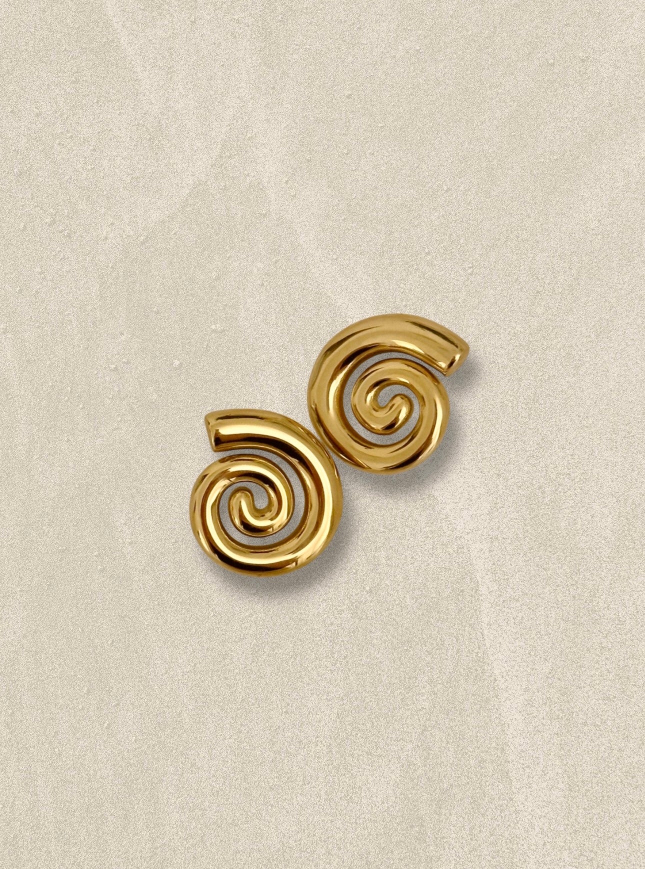 Oia Stud Earrings
