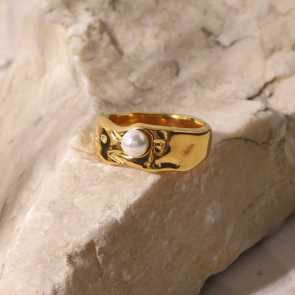 Isla Pearl Ring