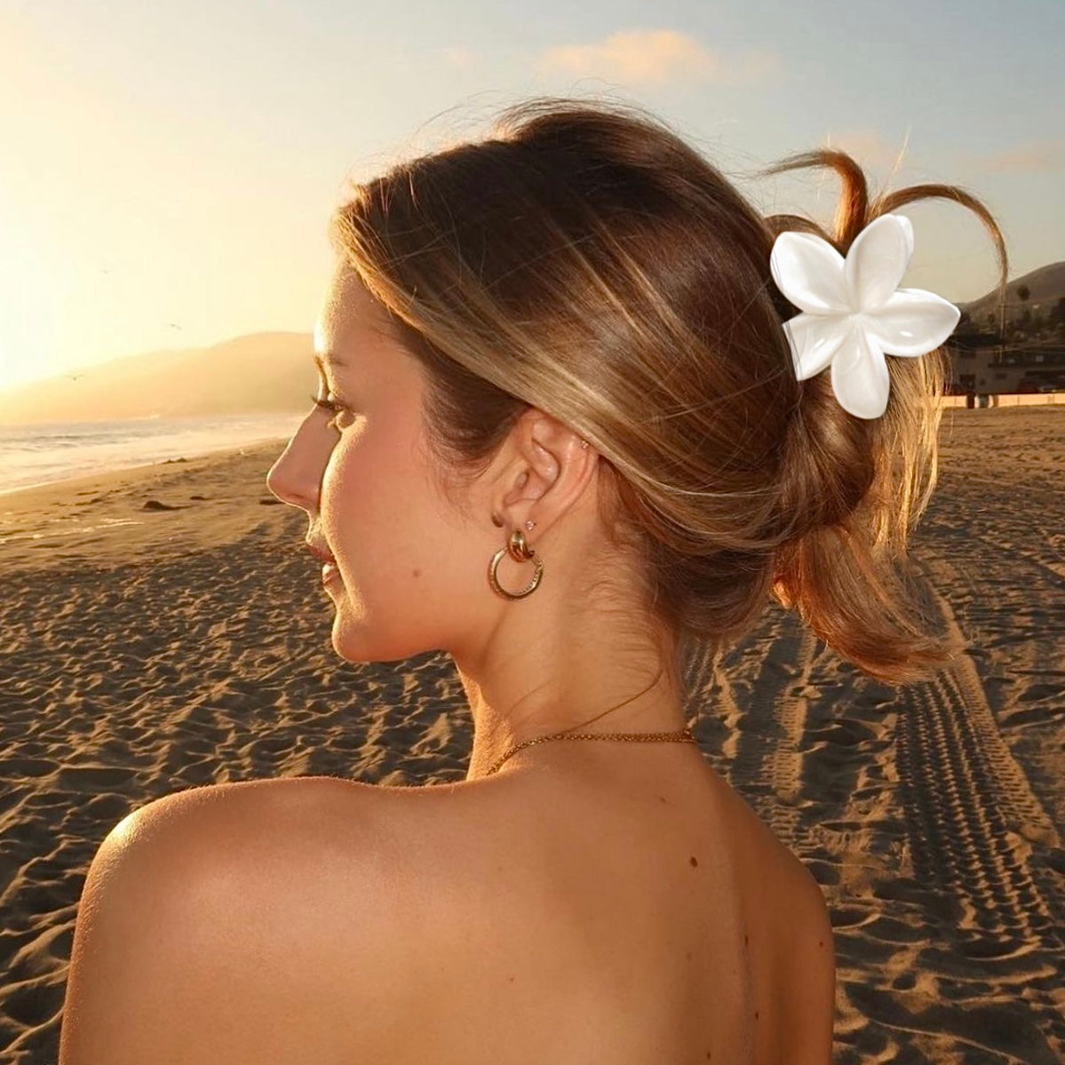 Tropical Hair Clip - Coconut Milk