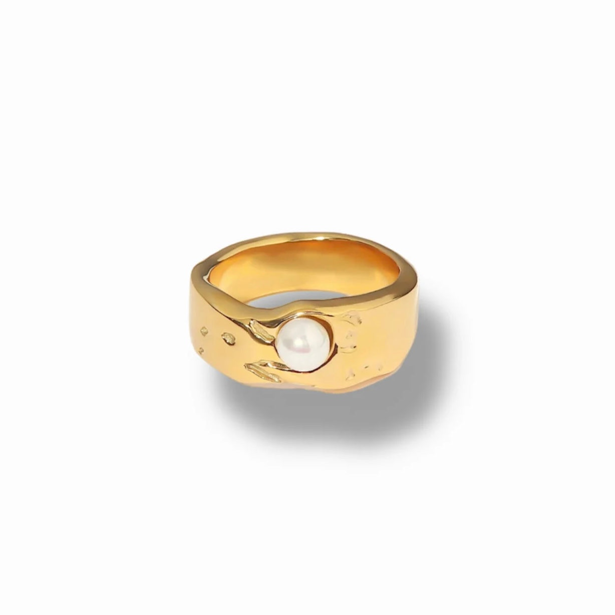 Isla Pearl Ring