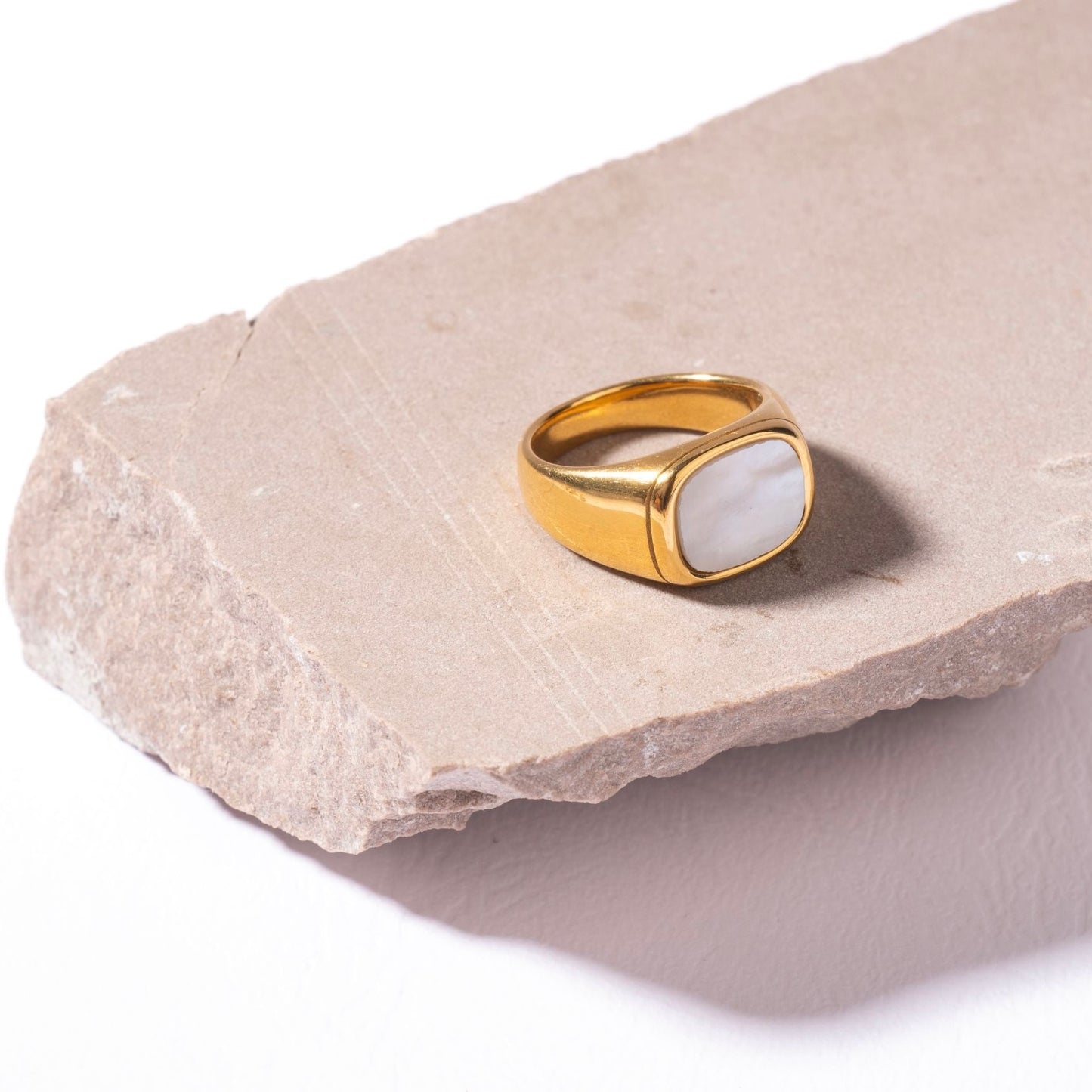 Mother Of Pearl Signet Ring