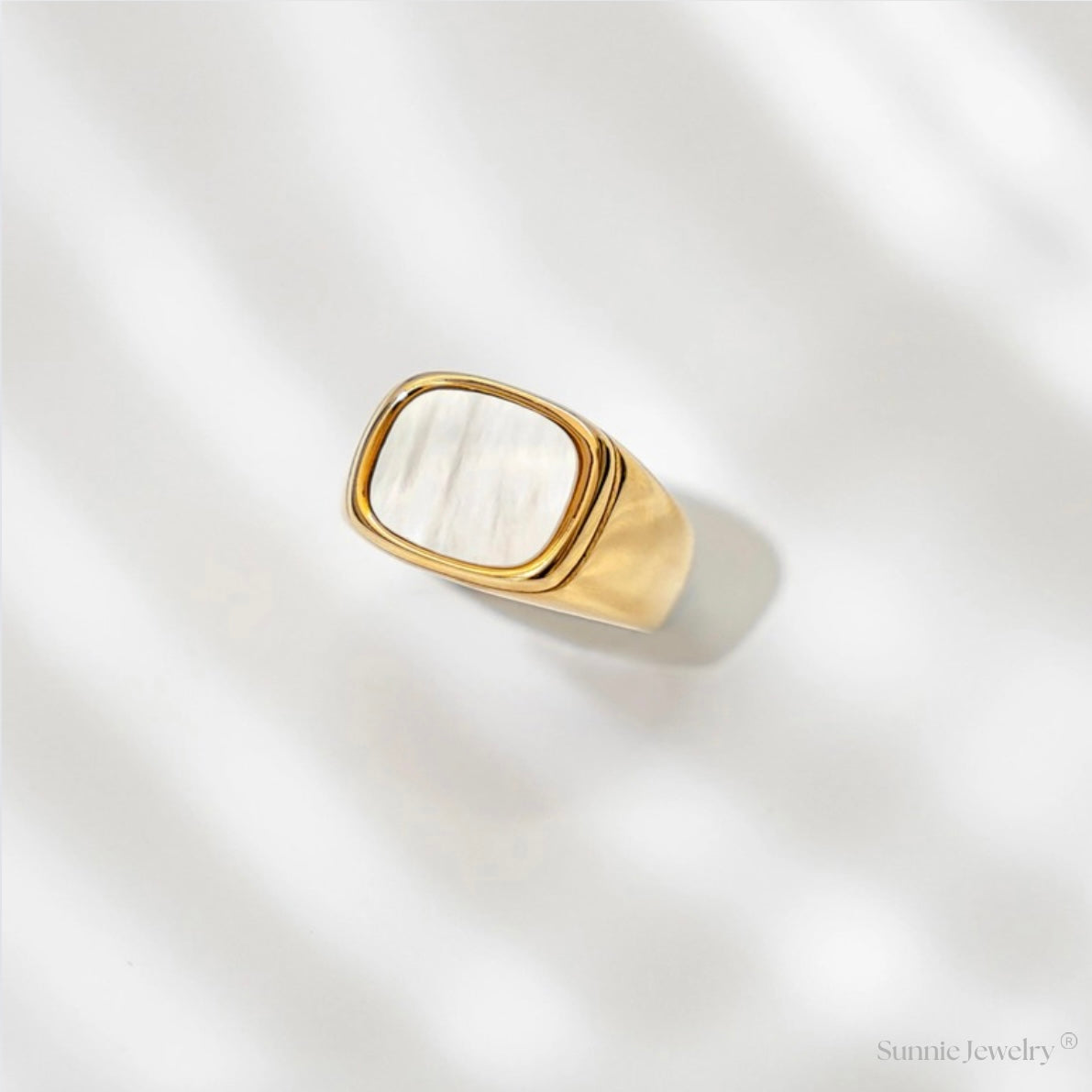 Mother Of Pearl Signet Ring